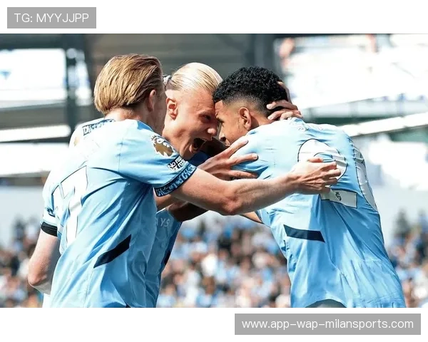 哈兰德梅开二度、安东尼MVP！多场大战精彩纷呈，哈兰德和梅西